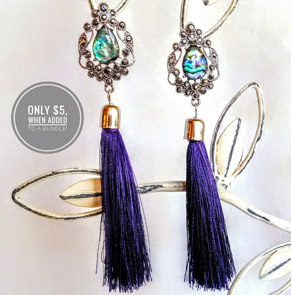 ⬇Price$Drop⬇ Iridescent Stone & Tassel Earrings